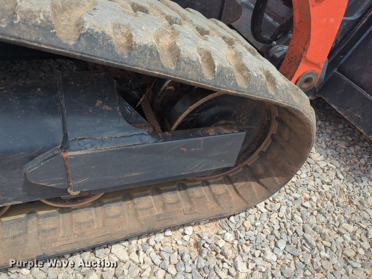 image for item NG9802 2022 Kubota SVL97-2 tracked skid steer loader