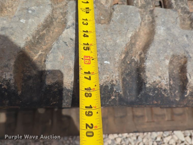 image for item NG9802 2022 Kubota SVL97-2 tracked skid steer loader