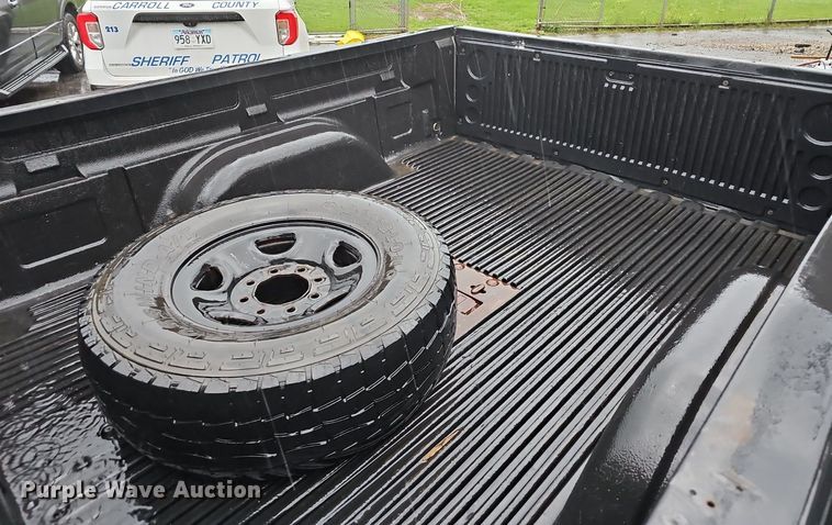 image for item NP9065 2003 Chevrolet 2500 HD Ext. Cab pickup truck