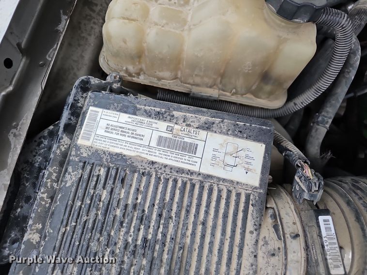 image for item NP9065 2003 Chevrolet 2500 HD Ext. Cab pickup truck