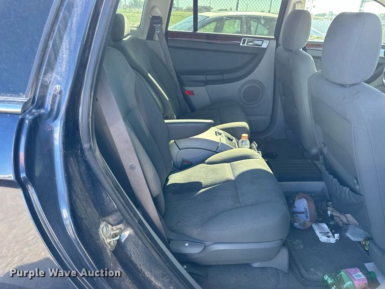 image for item NP9984 2007 Chrysler  Pacifica  SUV