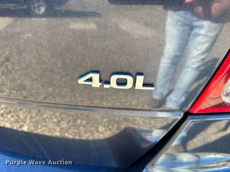 image for item NP9984 2007 Chrysler  Pacifica  SUV