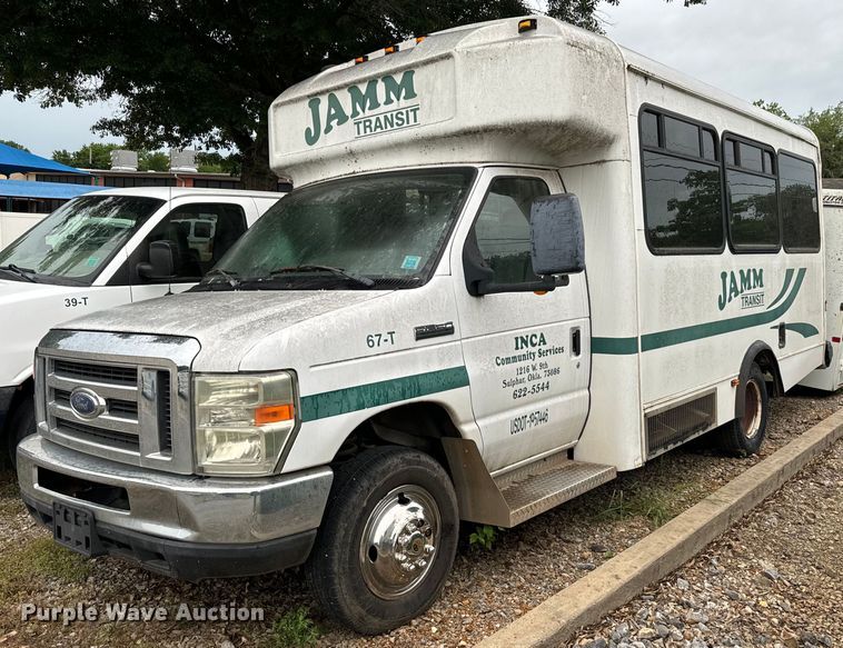 image for item NQ9554 2009 Graval UE10 shuttle bus