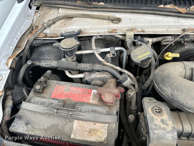 image for item NQ9554 2009 Graval UE10 shuttle bus