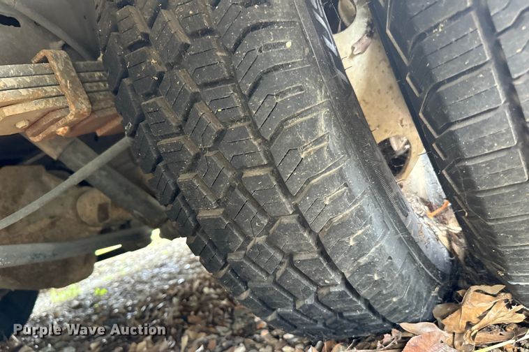 image for item NQ9554 2009 Graval UE10 shuttle bus