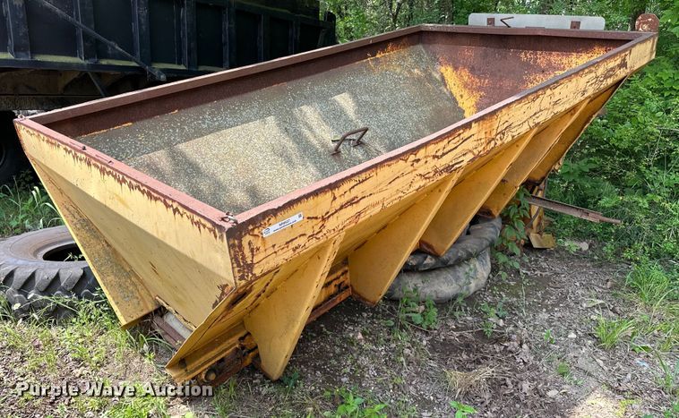 image for item NR9937 Spreader 