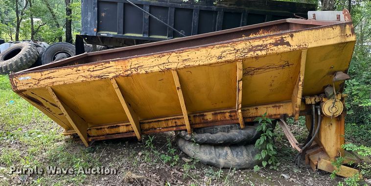 image for item NR9937 Spreader 