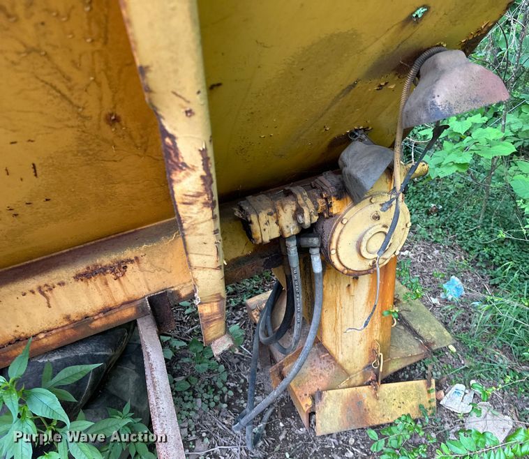 image for item NR9937 Spreader 