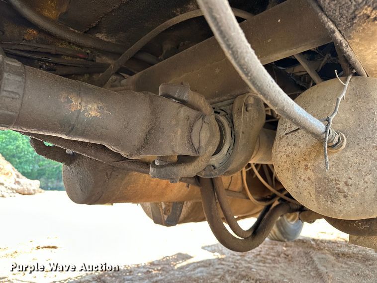 image for item NR9939 1986 Freightliner  FLC dump truck