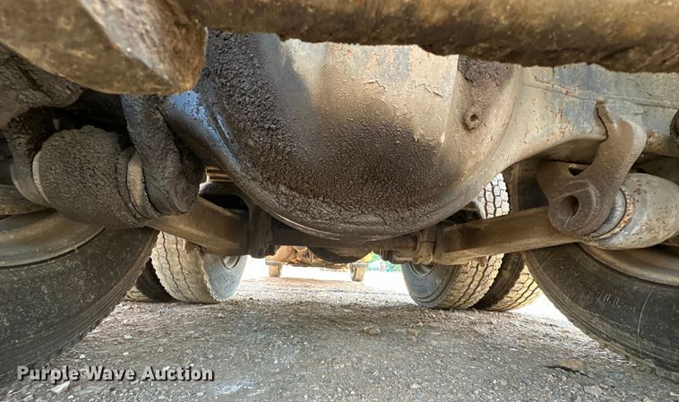 image for item NR9939 1986 Freightliner  FLC dump truck