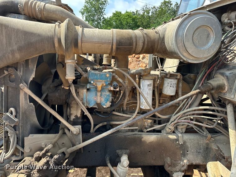 image for item NR9939 1986 Freightliner  FLC dump truck