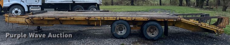 image for item NS9527 1993 Starlite equipment trailer