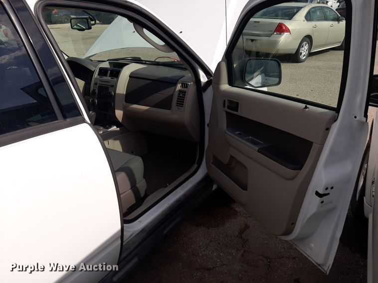 image for item NU9809 2009 Ford Escape SUV