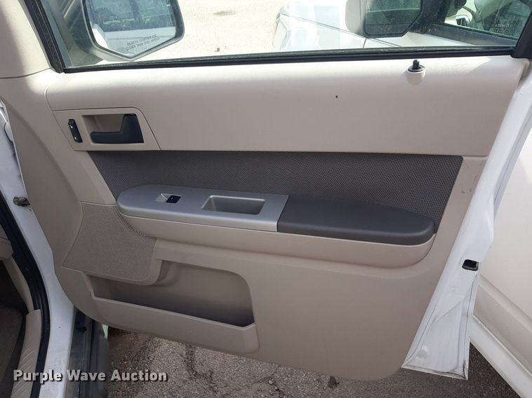 image for item NU9809 2009 Ford Escape SUV