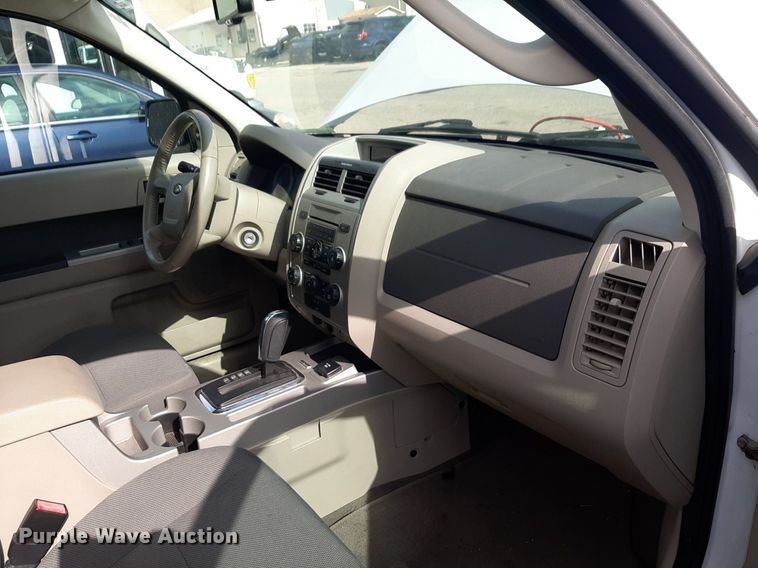 image for item NU9809 2009 Ford Escape SUV