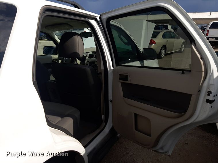 image for item NU9809 2009 Ford Escape SUV