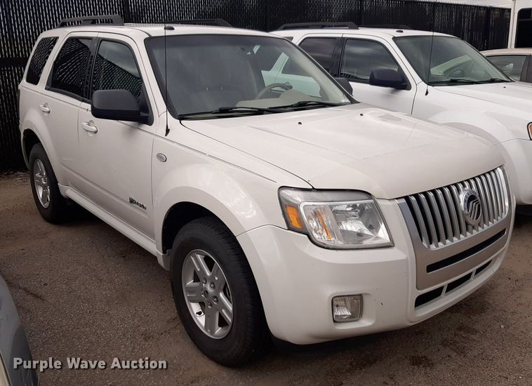 image for item NU9810 2009 Mercury Mariner SUV