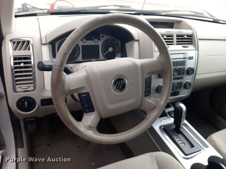 image for item NU9810 2009 Mercury Mariner SUV