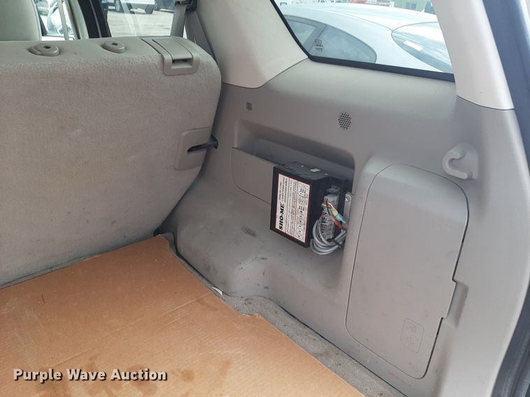 image for item NU9810 2009 Mercury Mariner SUV