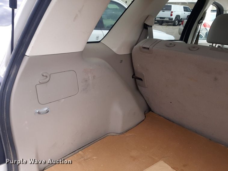 image for item NU9810 2009 Mercury Mariner SUV