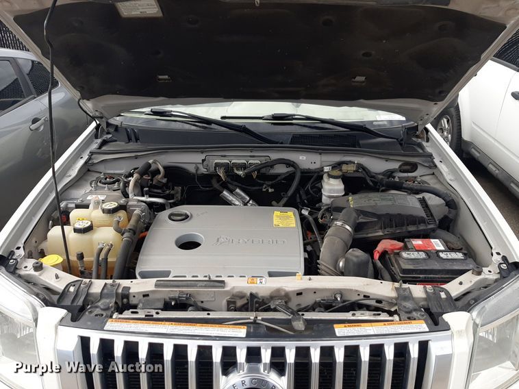 image for item NU9810 2009 Mercury Mariner SUV