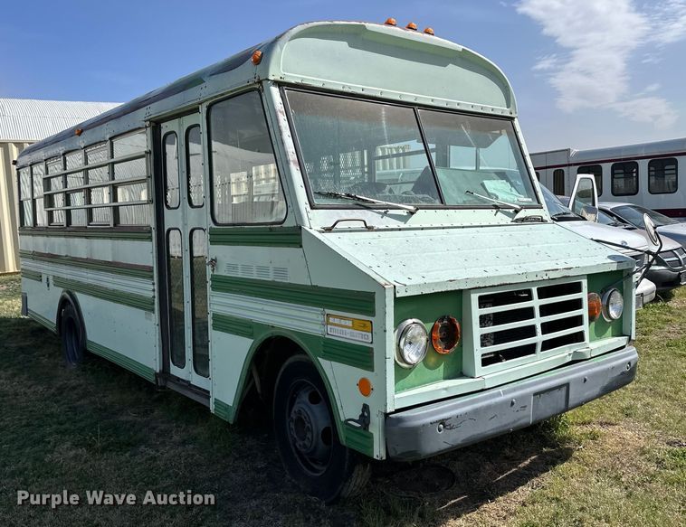 image for item NY9088 1980 Blue Bird bus