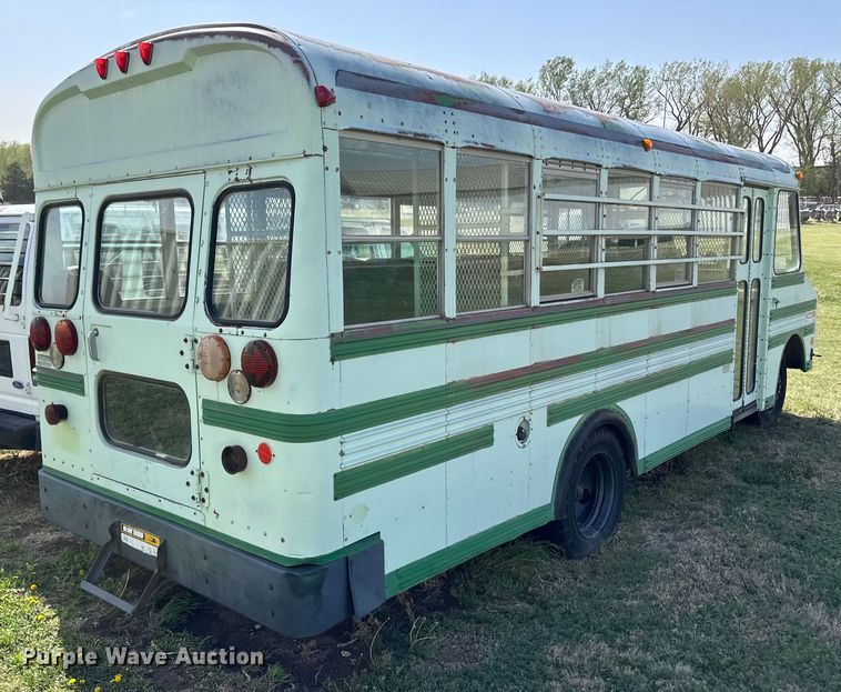 image for item NY9088 1980 Blue Bird bus