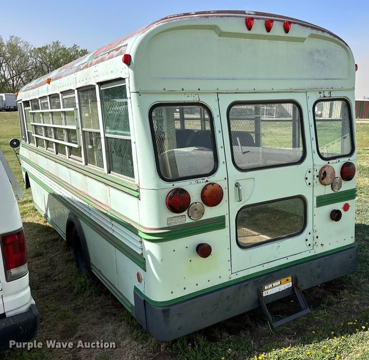 image for item NY9088 1980 Blue Bird bus