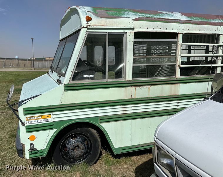 image for item NY9088 1980 Blue Bird bus