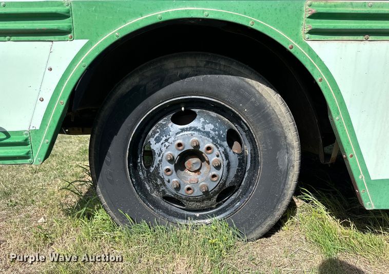 image for item NY9088 1980 Blue Bird bus