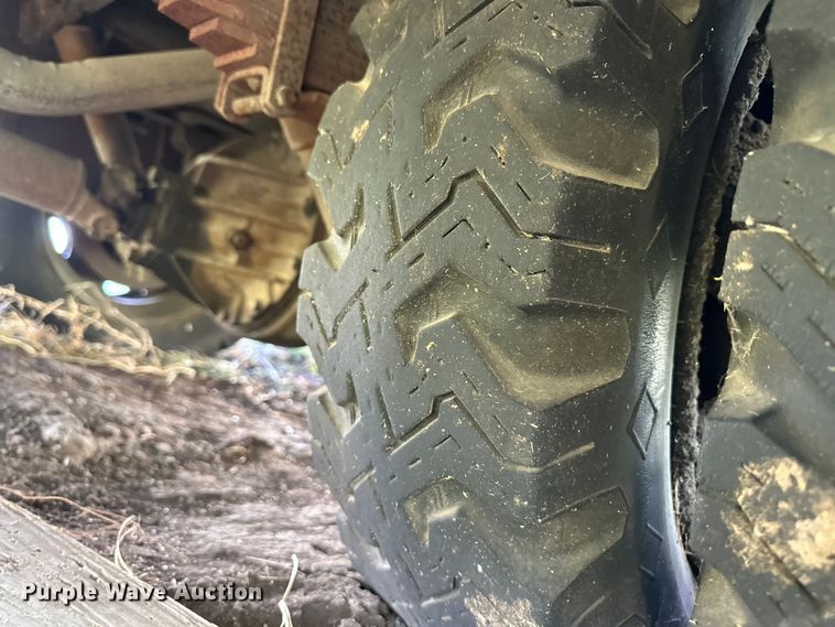 image for item NY9088 1980 Blue Bird bus