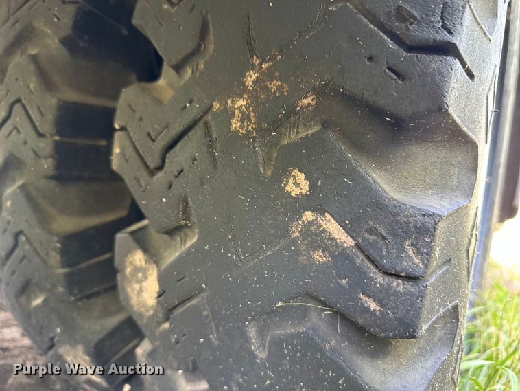 image for item NY9088 1980 Blue Bird bus