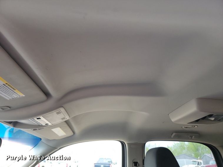 image for item NZ9875 2012 Chevrolet  Tahoe SUV