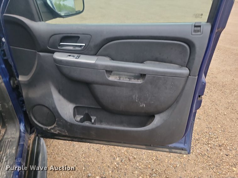 image for item NZ9875 2012 Chevrolet  Tahoe SUV