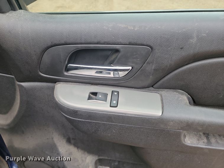 image for item NZ9875 2012 Chevrolet  Tahoe SUV