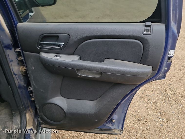 image for item NZ9875 2012 Chevrolet  Tahoe SUV