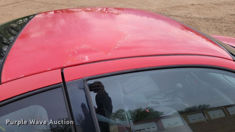 image for item NZ9877 2004 Pontiac  Sunfire 