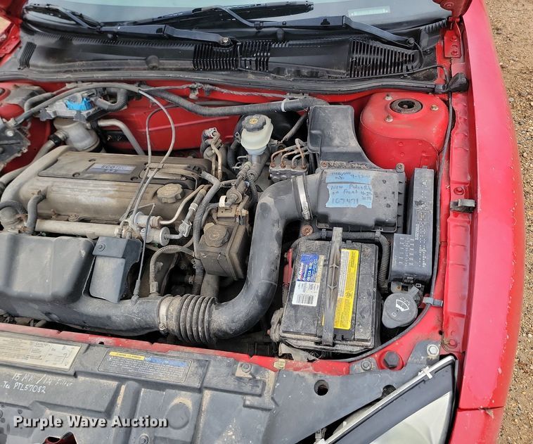 image for item NZ9877 2004 Pontiac  Sunfire 