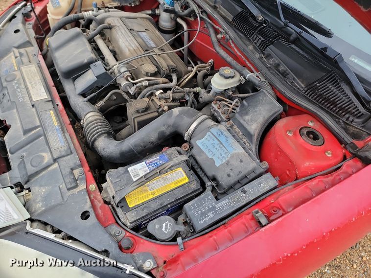 image for item NZ9877 2004 Pontiac  Sunfire 