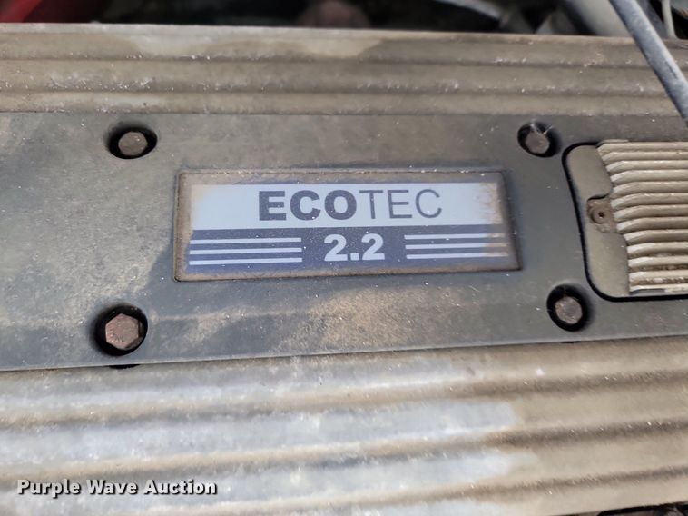 image for item NZ9877 2004 Pontiac  Sunfire 