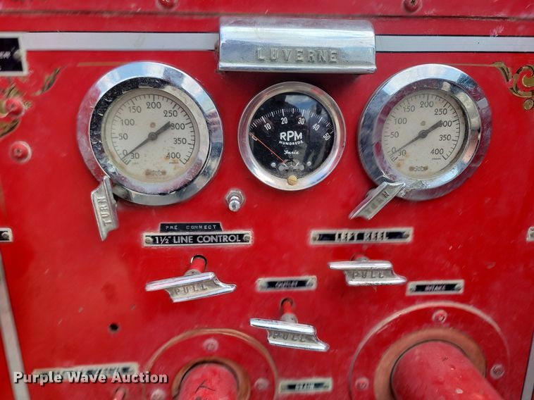 image for item NZ9886 1962 International  Loadstar 1700 pumper fire truck