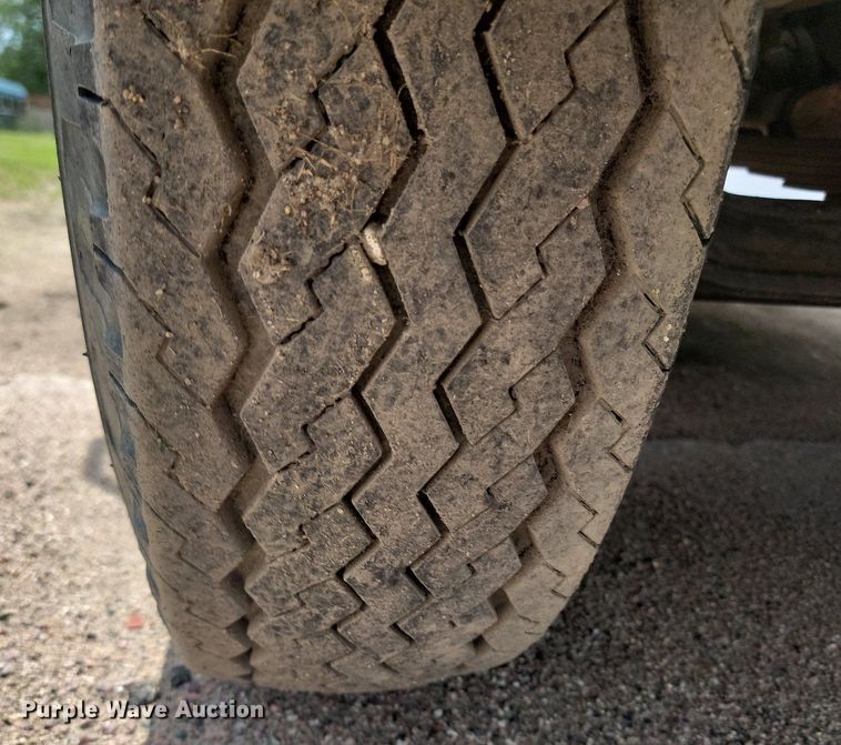 image for item NZ9886 1962 International  Loadstar 1700 pumper fire truck