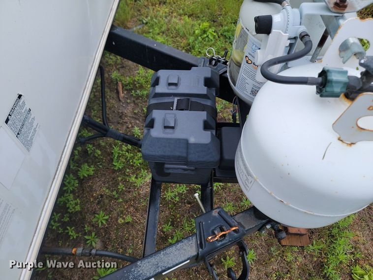 image for item NZ9887 2011 Skyline Layton camper