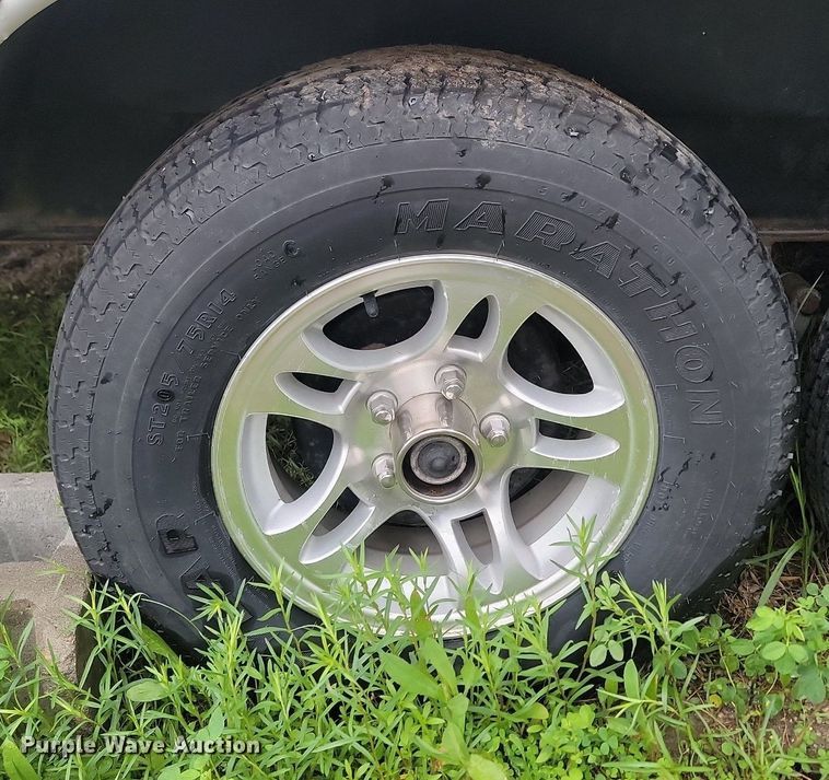 image for item NZ9887 2011 Skyline Layton camper