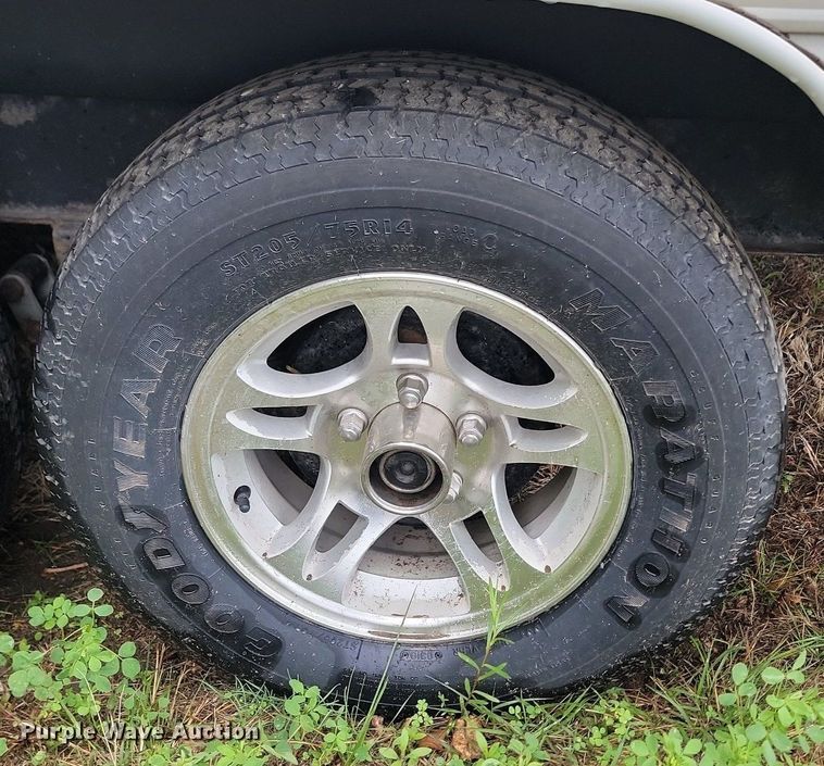 image for item NZ9887 2011 Skyline Layton camper