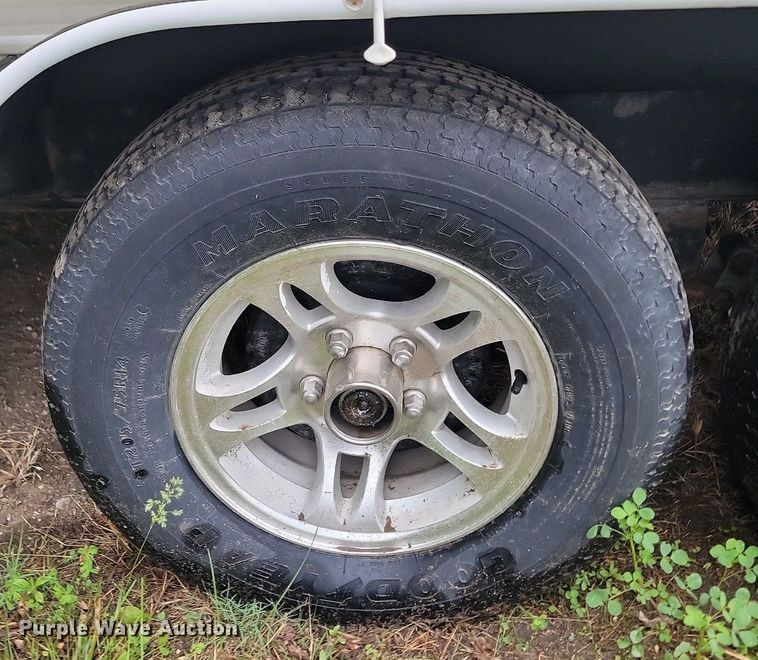 image for item NZ9887 2011 Skyline Layton camper