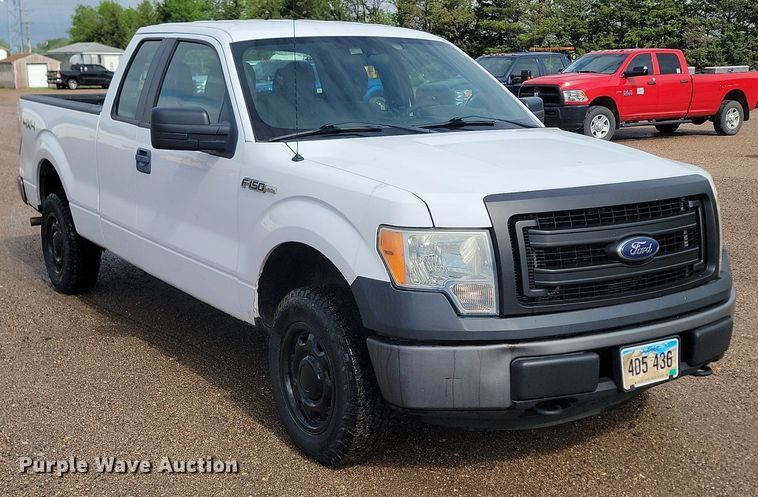 image for item NZ9889 2013 Ford  F150 XL SuperCab pickup truck