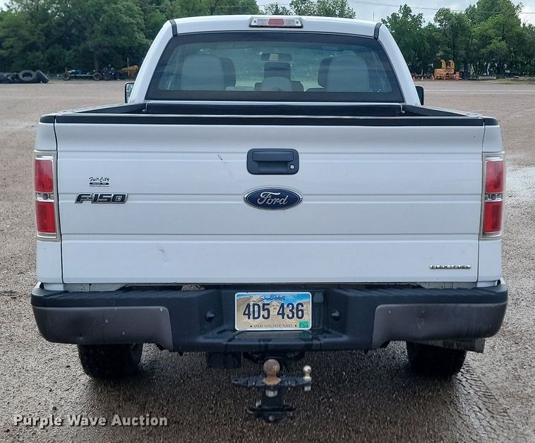 image for item NZ9889 2013 Ford  F150 XL SuperCab pickup truck