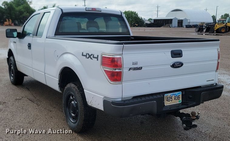 image for item NZ9889 2013 Ford  F150 XL SuperCab pickup truck