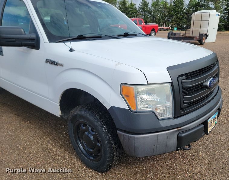 image for item NZ9889 2013 Ford  F150 XL SuperCab pickup truck